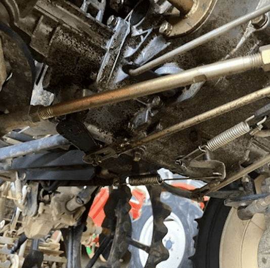 オイル漏れの田植え機